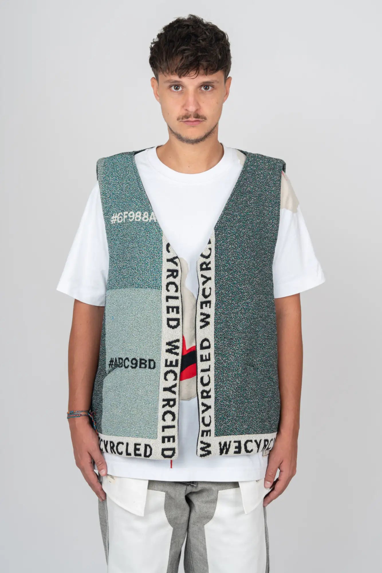 GILET PANTONE