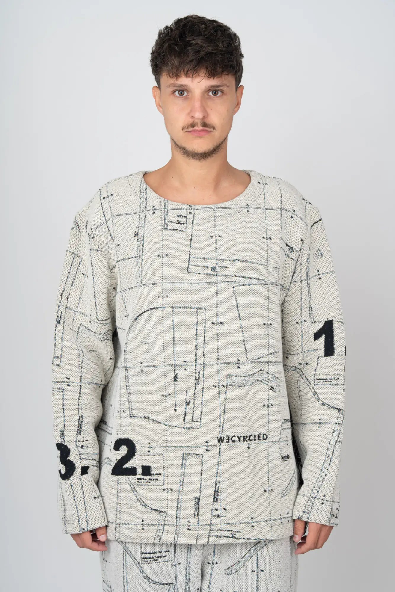 SEWING PATTERN CREWNECK
